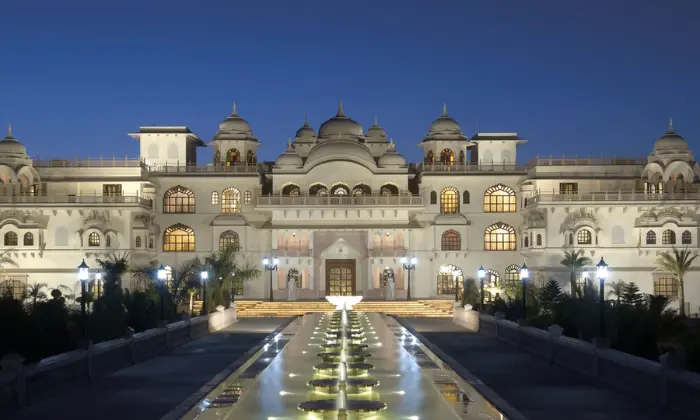 Shiv Vilas Resorts.png